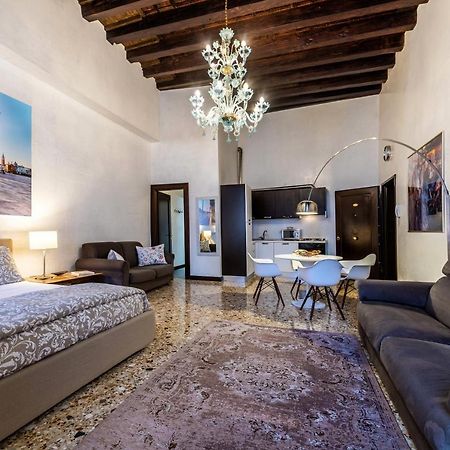 Ca Sant'Angelo Apartment Venice Luaran gambar